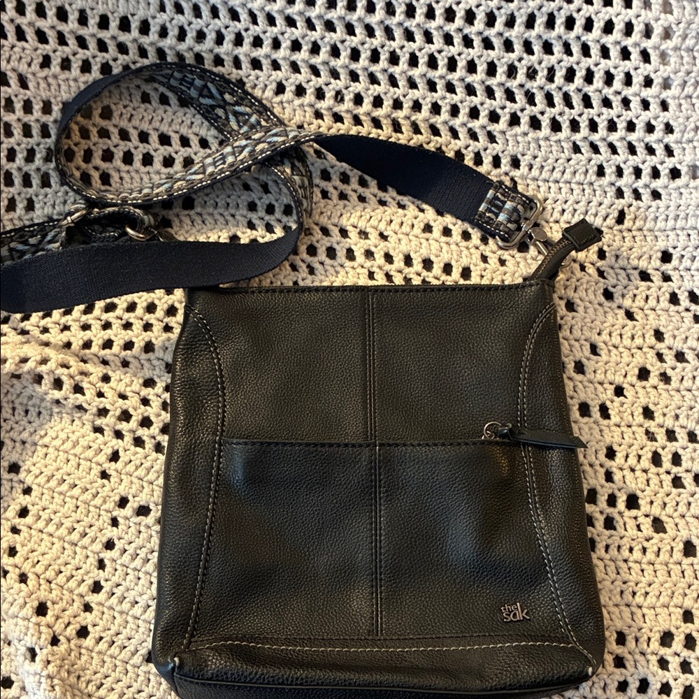 The Sak Black Leather Shoulder Bag